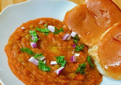Pav Bhaji (chaat)